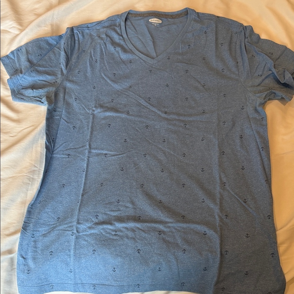 Old Navy Blue Anchor Print V-Neck Tee